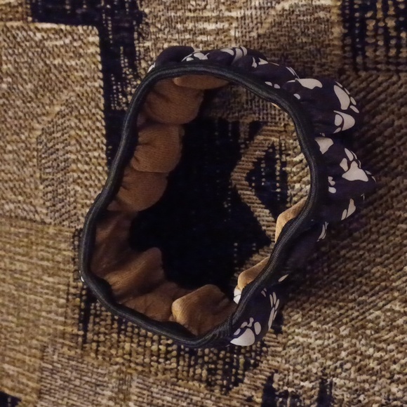 4/$40 New Paw Print Stearing Wheel Cover - Picture 3 of 6